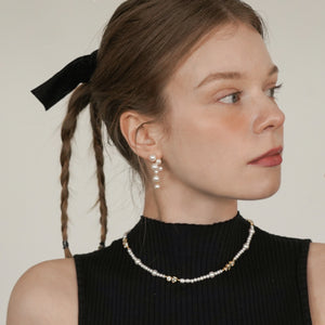 RIVER PEARL EARRINGS
