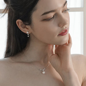 STORMI PEARL EARRINGS