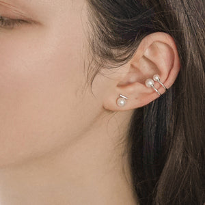 HOLLY PEARL EARRINGS